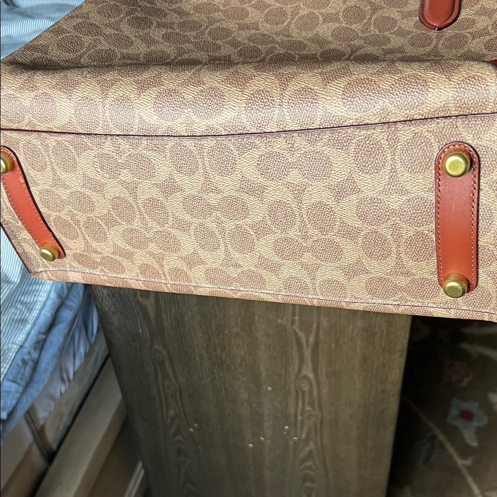 Coach Willow Signature Canvas Tote Bag and matching wallet - Picture 7 of 14